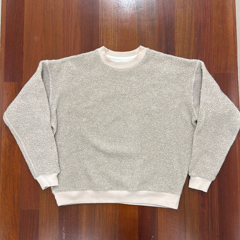 Outdoor Voices Mega Fleece Crewneck Sweatshirt sz M
